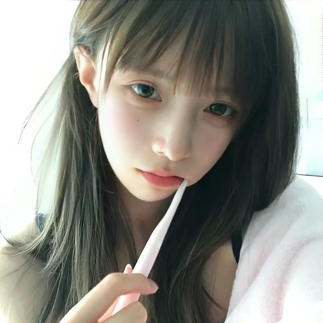 三女性
